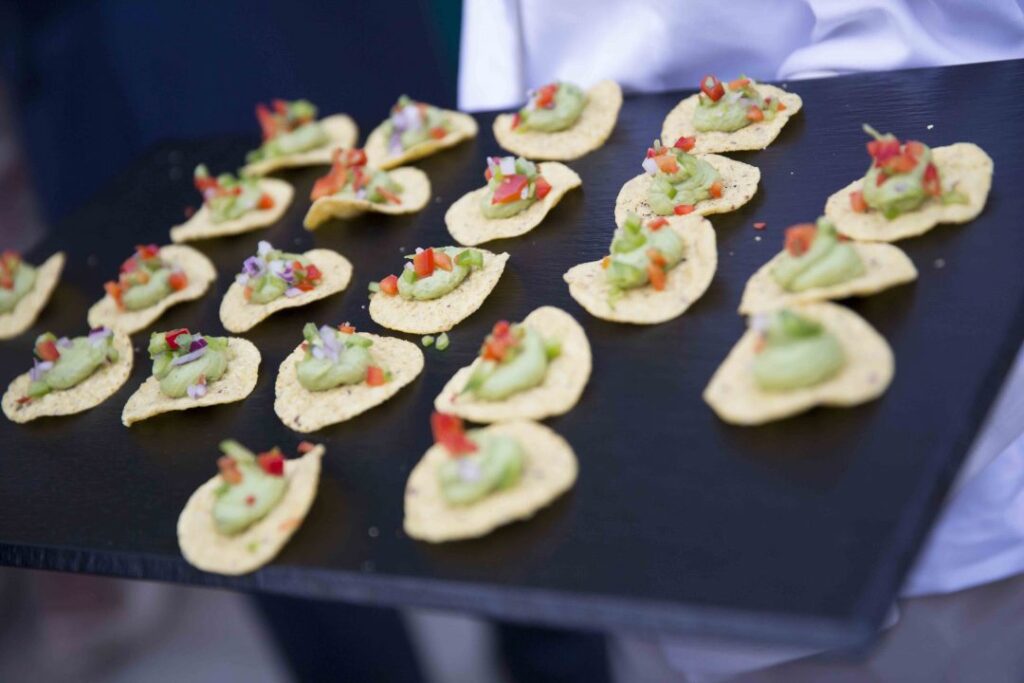 Canapés.