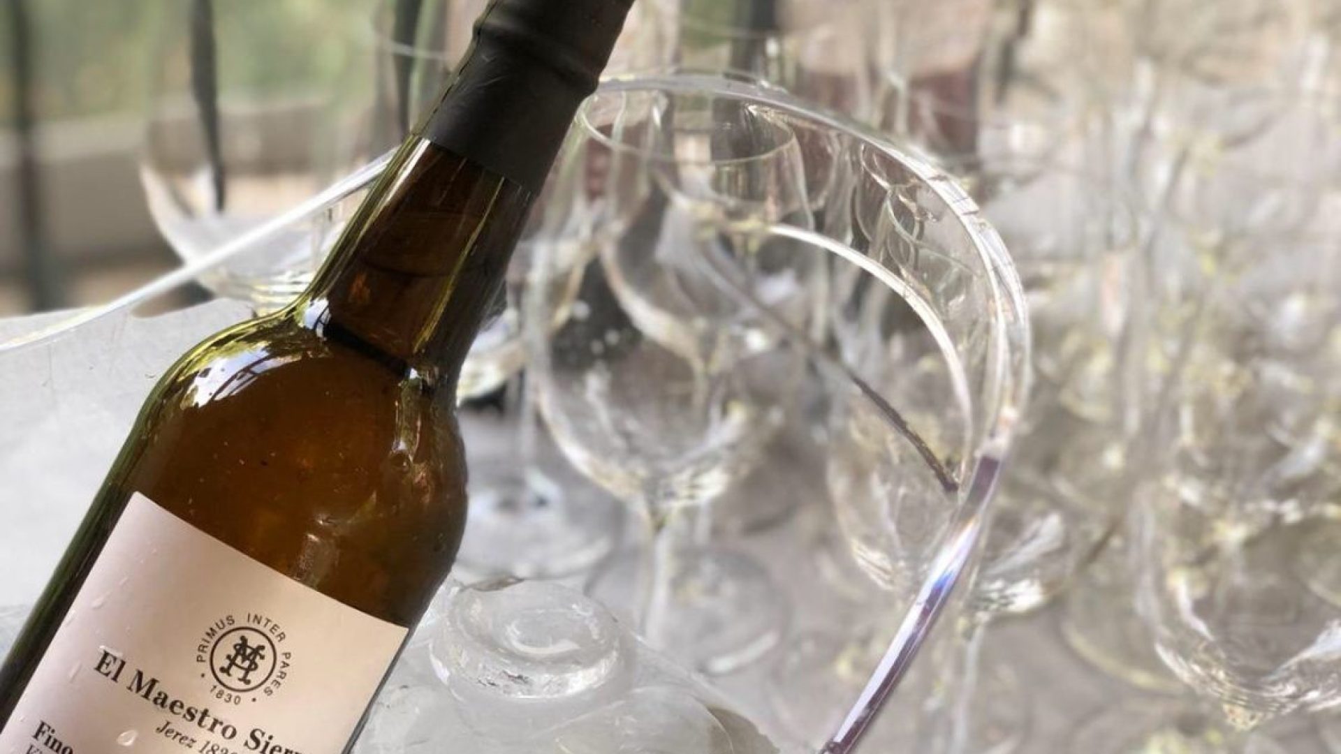 Corner de vinos y generosos